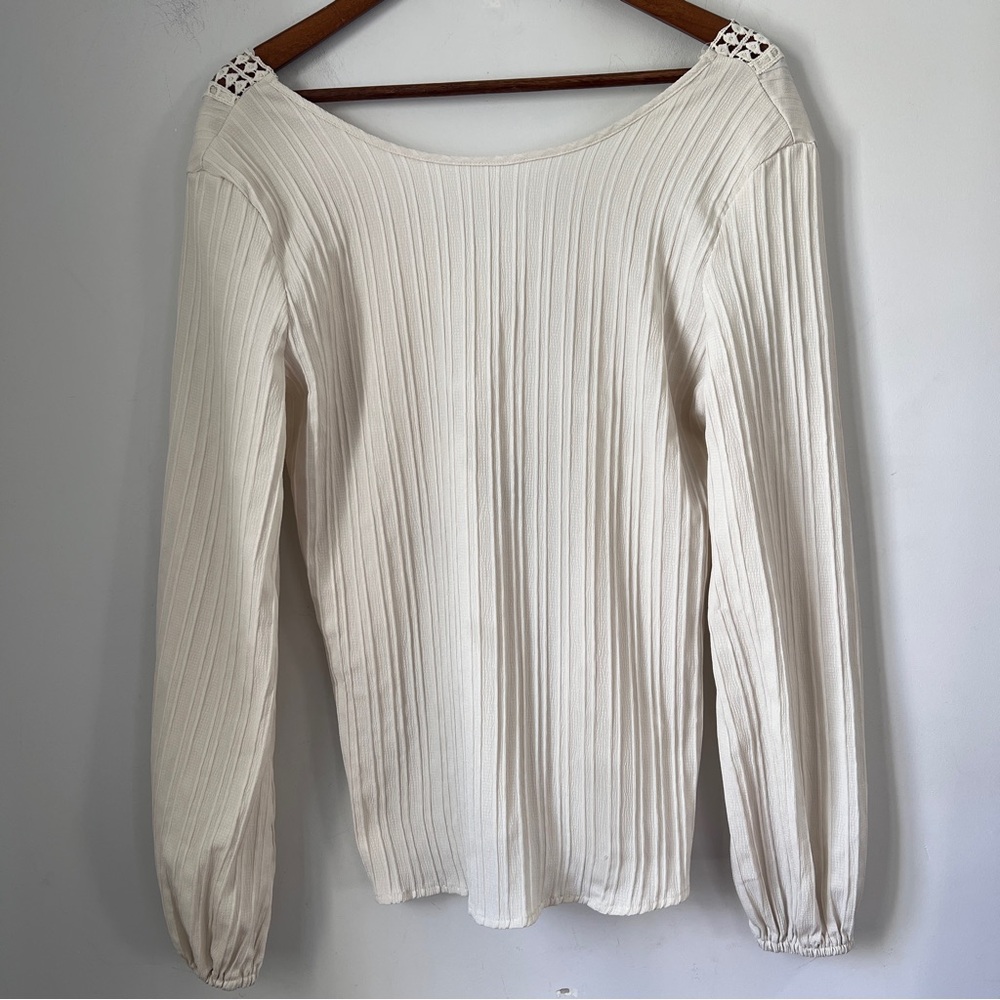 Chic Cream Ribbed Long Sleeve Blouse